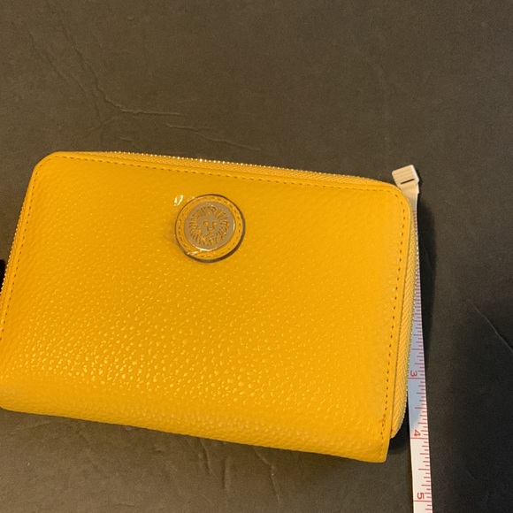 Ann Klein wallet - Picture 4 of 6